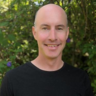 Portrait of Tim Gardner.