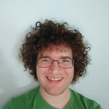 Portrait of Peter Newstein.