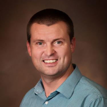 Portrait of Ryan Taylor.