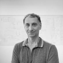 Portrait of Dean Buonomano.