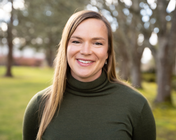 Portrait of Jessie Uehling.